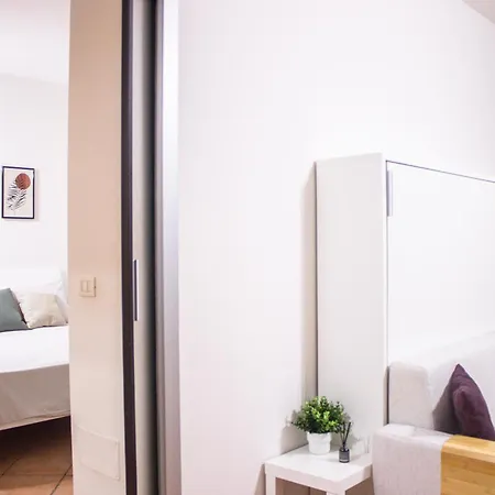 Urban Living - Navigli Bocconi Apartament *